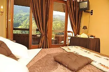 La Cascade Hotel 3*